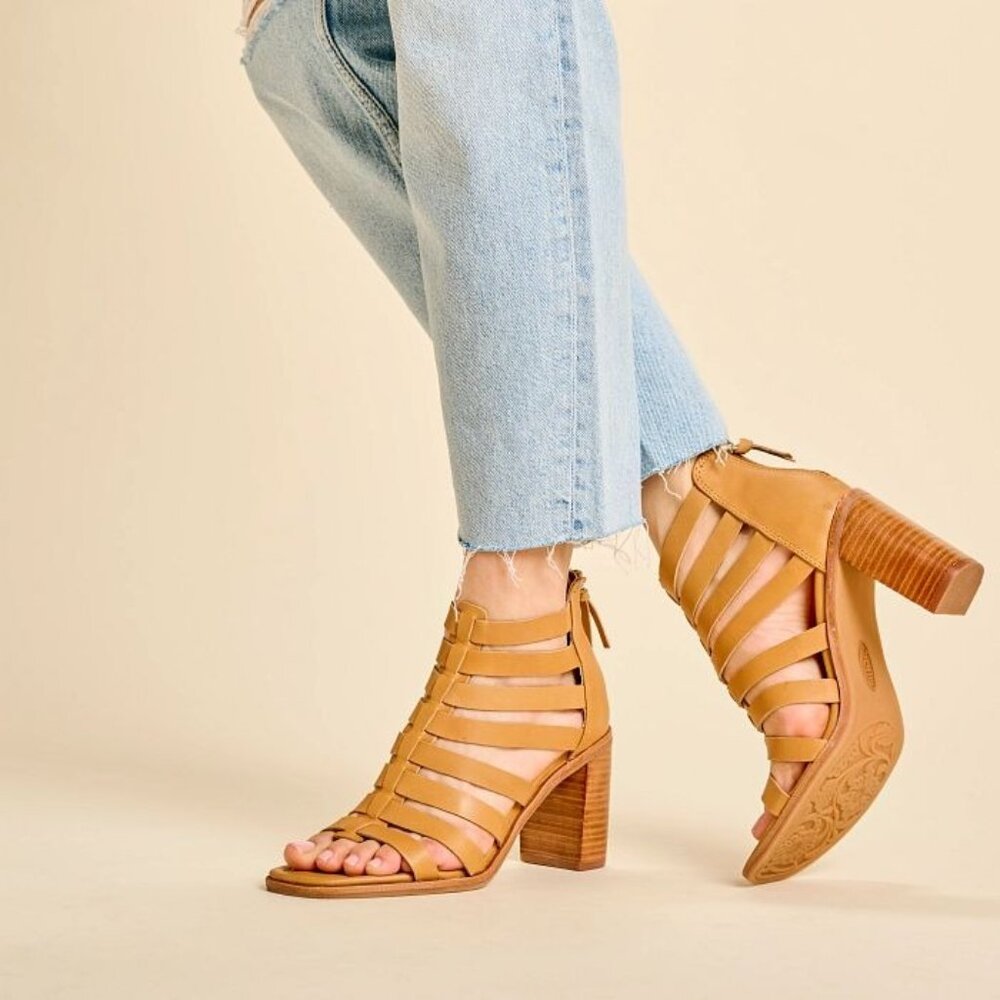 Sofft Tan Strappy Block Heel Sandals